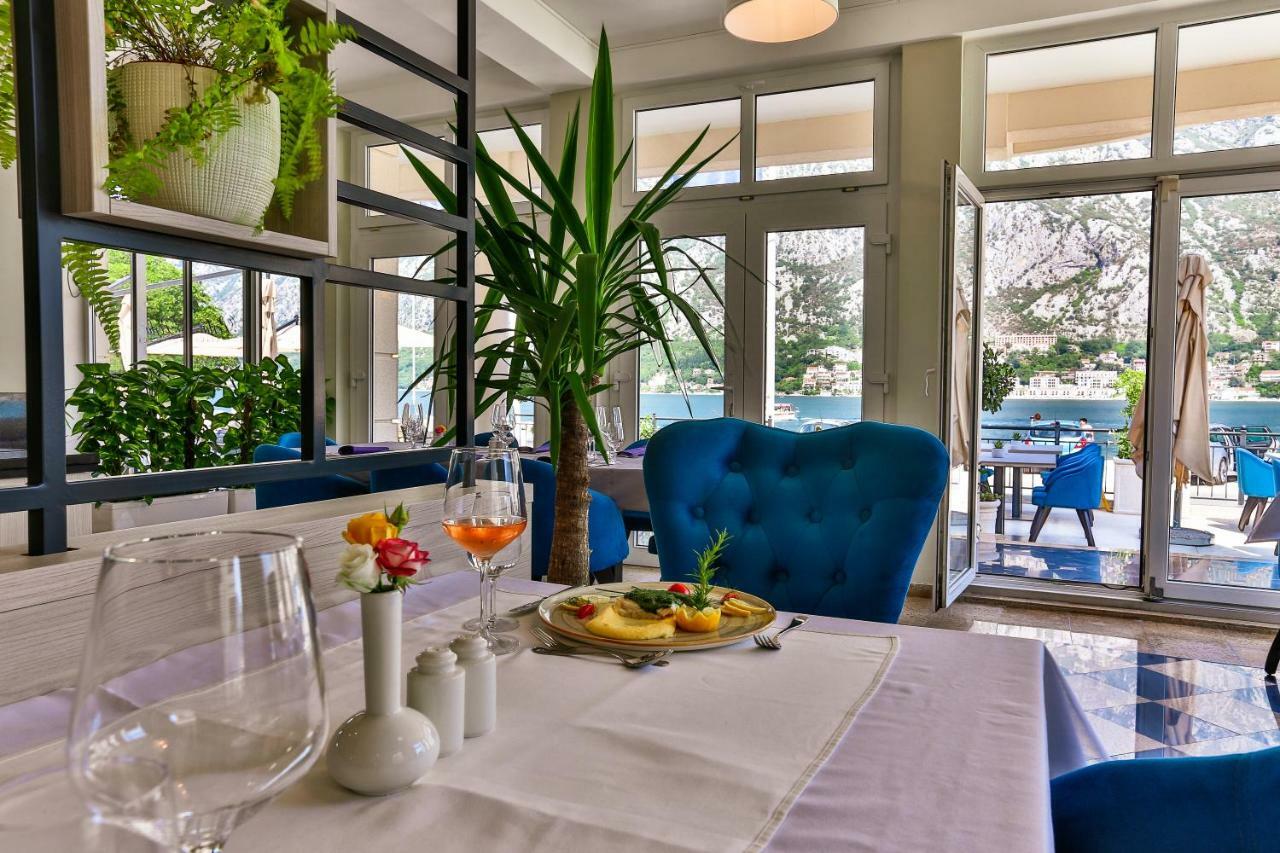 Montebay Perla Hotel เพรอชานิ ภายนอก รูปภาพ